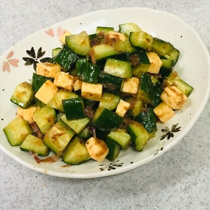 パクパク食べちゃう
箸休めにもバッチリ
美味しい一品でした
また作ります〜✨
(*´꒳`*)♡